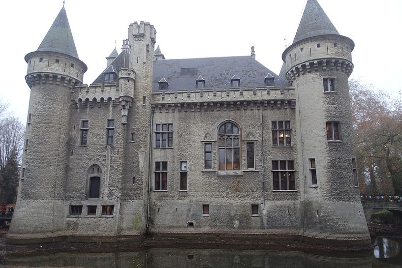 zeer mooi kasteel von David Van der Cruyssen