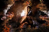 Frau im bespritzten Wasserfarben Look