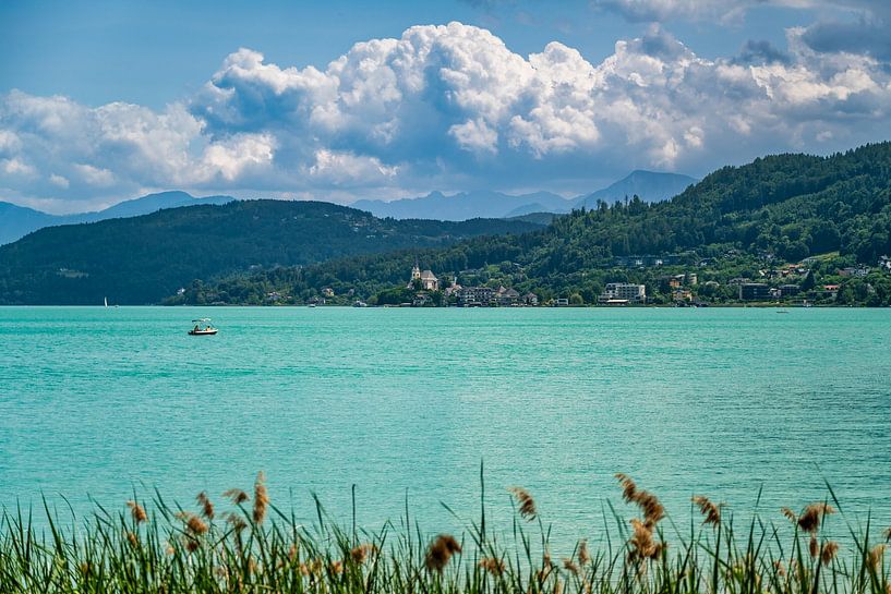 Ein Blick über den Wörthersee von Andreas Völkel