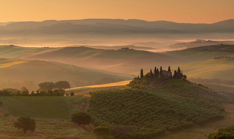 Sunrise at Podere Belvedera in Val d'Orcia, Italy by Adelheid Smitt