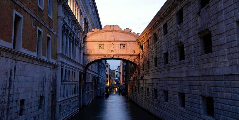 VENISE Pont des Soupirs - mysterious sigh par Bernd Hoyen