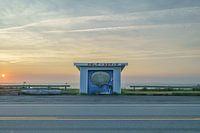 Sonnenuntergang am Straßenrand