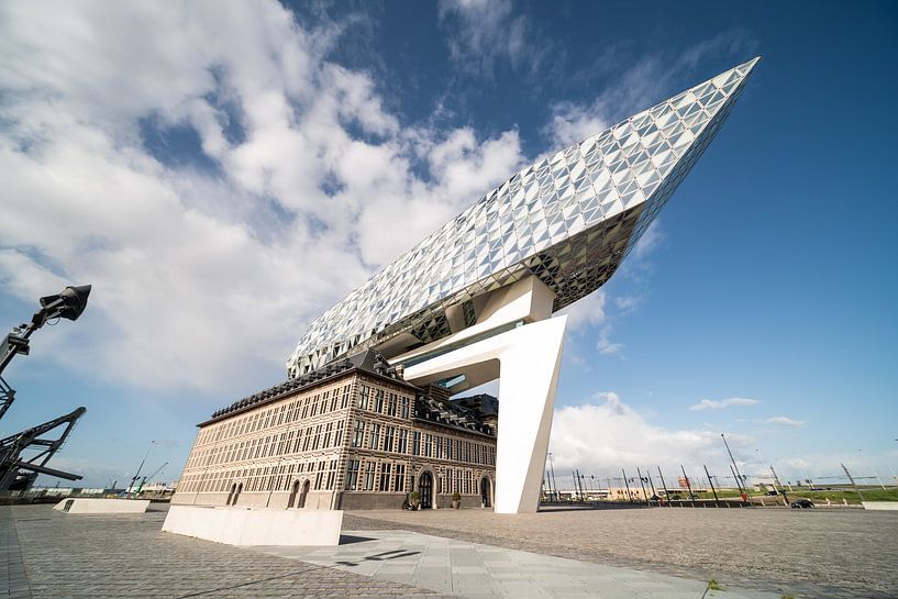 Maison du port d'Anvers par Marcel Derweduwen