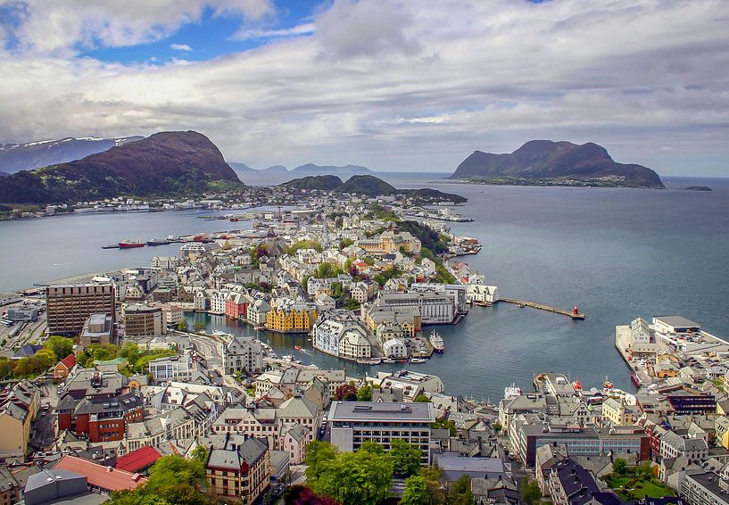 Ålesund in Norway by Hamperium Photography