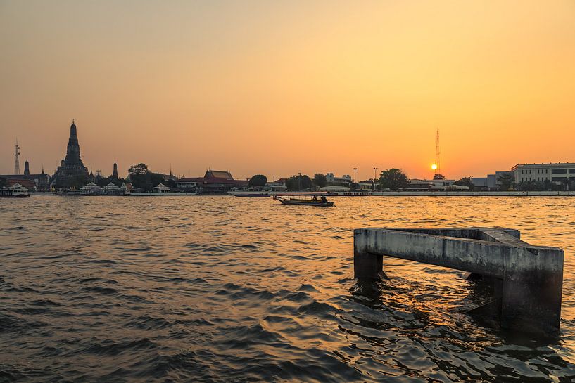 BANGKOK 08 by Tom Uhlenberg