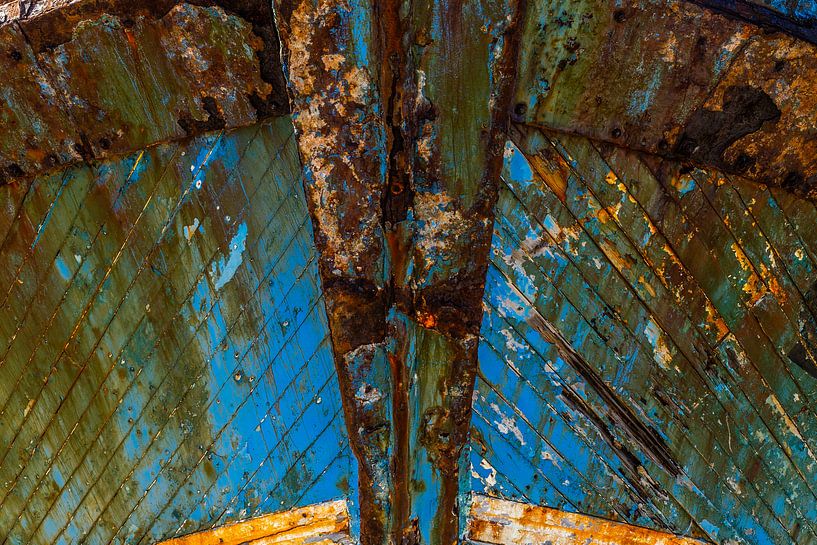 Bug eines verwitterten Schiffes. von Axel Weidner