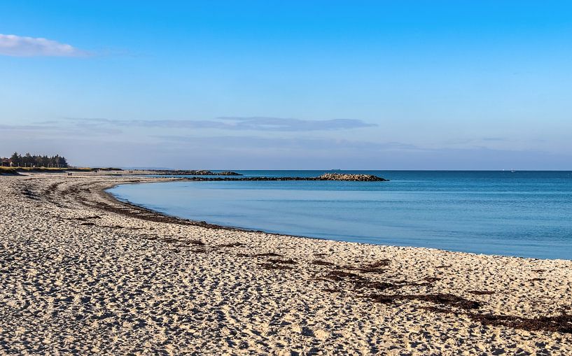 Am Ostseestrand an einem sonnigen Tag im Urlaub von MPfoto71
