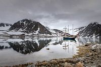 The Antigua in a bay on Spitsbergen