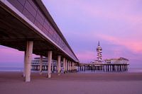 Zonsopkomst De Pier Scheveningen - Paarse ochtend