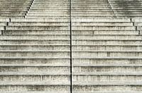 Symmetrical concrete steps with depth effect