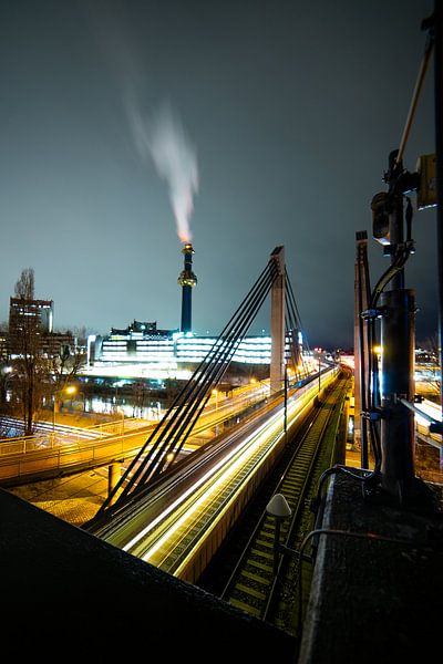 Railaway in Vienna by Twan Thimister