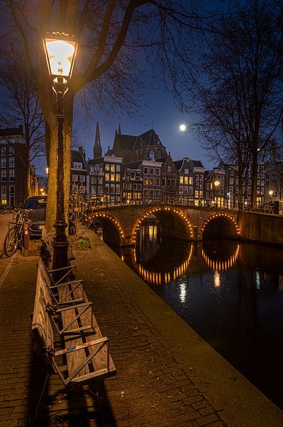 Vollmond über der Leidsegracht von Ernesto Schats