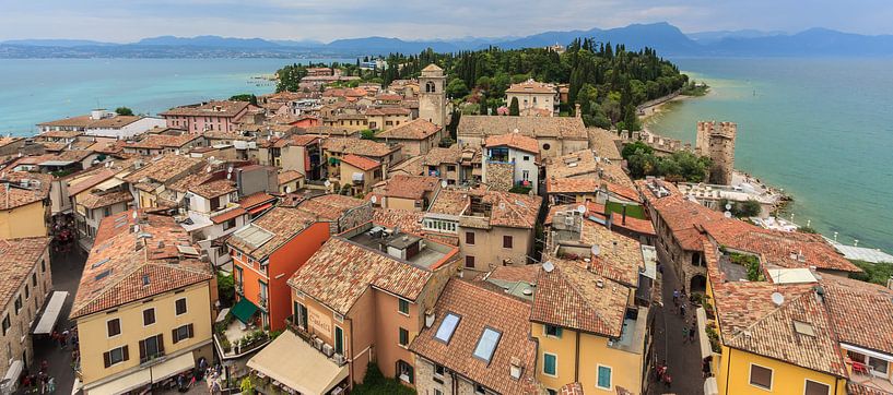Sirmione gezien vanaf de kasteeltoren par Stephan Neven