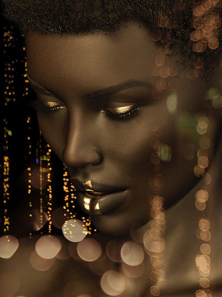 Kiss of gold by Arjen Roos