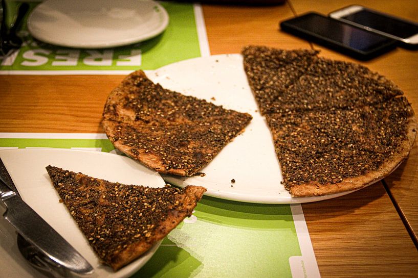 Zaatar Manakish restaurant, Dubai, Vereinigte Arabische Emirate von Travel Tips and Stories