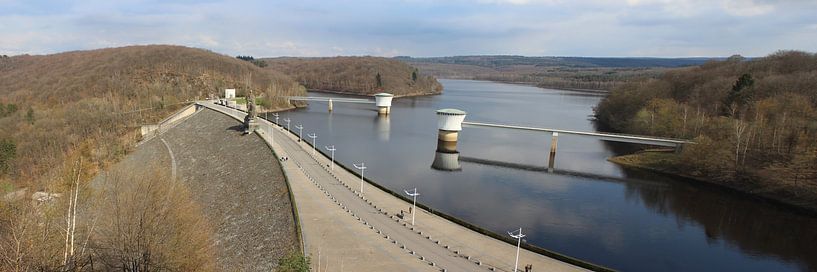 Barrage et lac de la Gileppe, Haut Fagnes, Belgique par Imladris Images