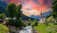 Ramsau près de Berchtesgaden avec l'église et les Alpes
