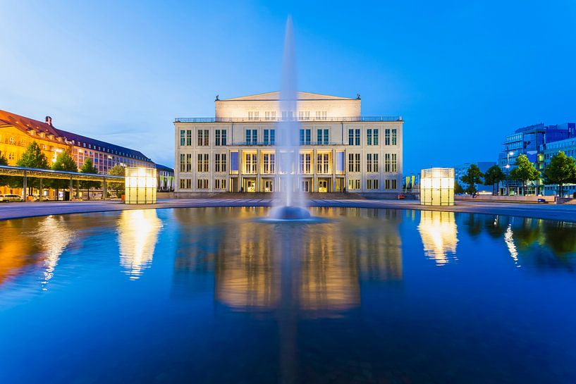 Opéra à Leipzig en soirée par Werner Dieterich