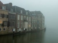 Dordrecht in tiefem, dichtem Nebel