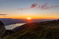 Zonsondergang over de Thunersee