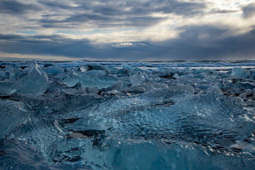 Landschaft in Island, Jökulsárlón und Diamond Beach von Gert Hilbink