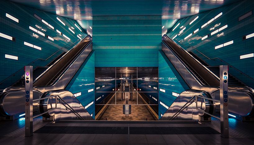 Métro de Hambourg Industrial Wall Art par Millennial Prints