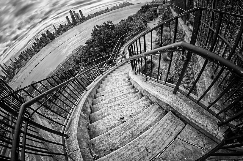 Downstairs to New York - Industrial par Marlika Art