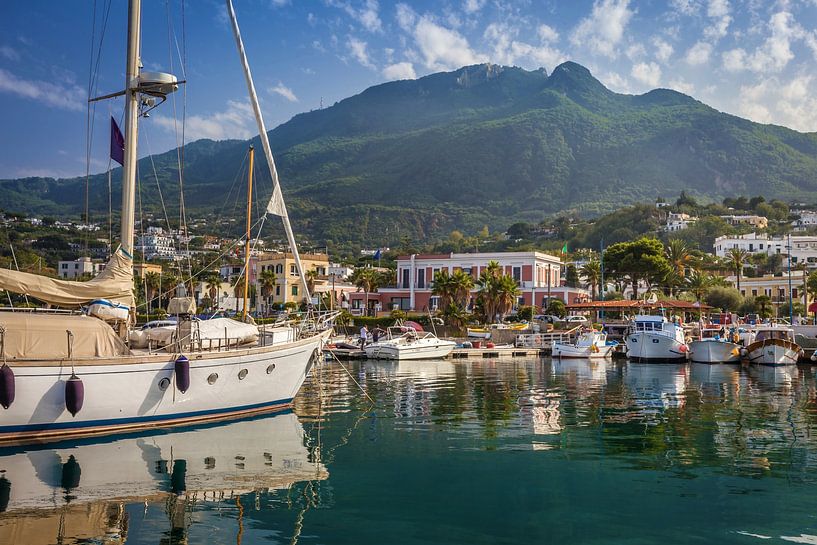 Hafen von Lacco Ameno, Ischia, Italien von Christian Müringer