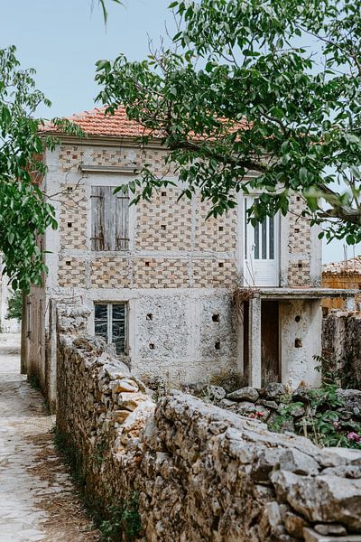 Pastellfarbene Straßen Zakynthos | Reisefotografie | Wandkunst Fotodruck von Alblasfotografie