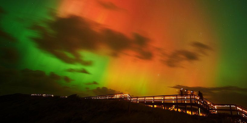 Northern lights on the North Sea by Bodo Balzer