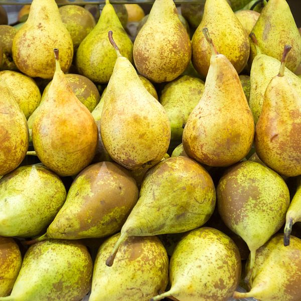 pear, green, market, vegetables, fruit by Leo van Maanen