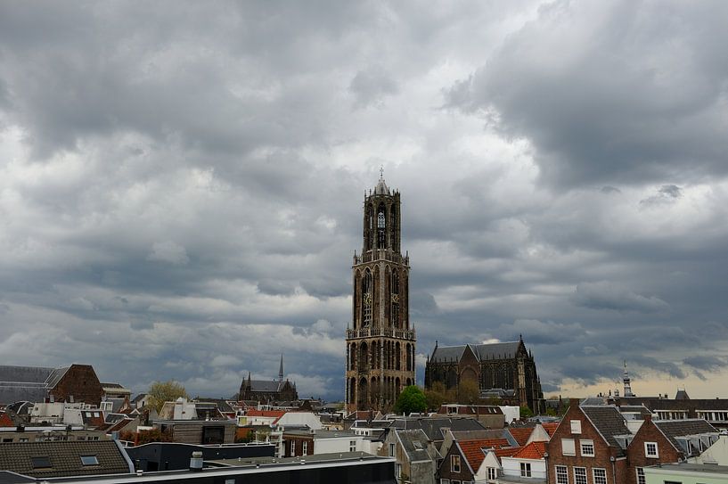 Paysage urbain d'Utrecht avec orage par Merijn van der Vliet
