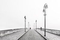 St. Servatius-Brücke im Nebel