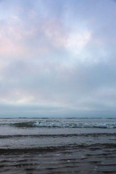 Rolling waves on the surf, sea view from Ameland by Karijn | Fine art Natuur en Reis Fotografie