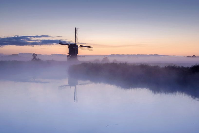 Mill at sunrise by Wendy Nooijen