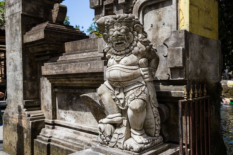 Statue Tempel Bali von Martijn Bravenboer