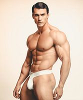 Vintage Male Portrait im Stil der Beefcake-Ära