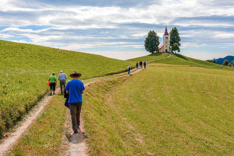 Auf dem Weg zur Kirche von Lars-Olof Nilsson