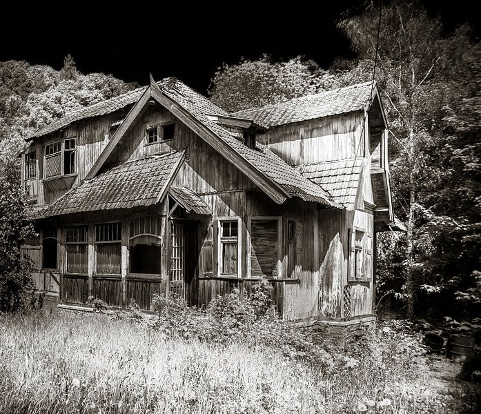 Holzhaus in den Wäldern von Olivier Photography