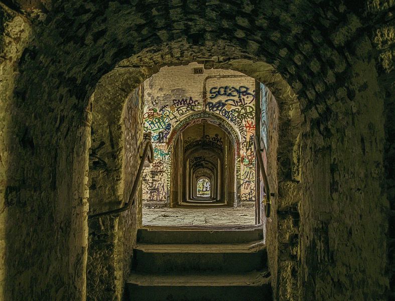 Auf und ab von Ans Bastiaanssen