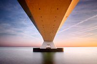 Zeeland-Brücke Symmetrie