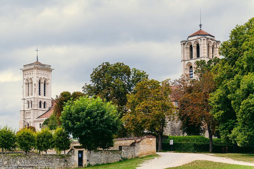 Basiliek Sainte-Marie-Madeleine te Vezalay van Rob van der Pijll