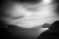 Meereslandschaft auf den Färöer-Inseln