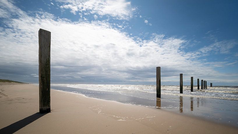 North Sea beach near Noordwijkerhout by Peter Bartelings