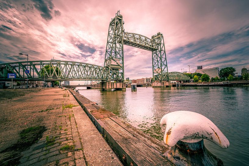 L'ascenseur par Leon Okkenburg