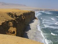 Ruige kustlijn Paracas