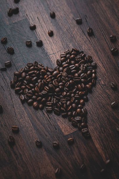 Coffee Beans Heart (Color Punch) by Pim Haring