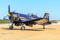 Ein Vought F4U-4 Corsair Jagdbomber.