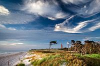 Leuchtende Wolken am Leuchtturm Darßer Ort.