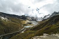 Abenteuer in den Alpen: Berge und Gletscher rund um den Moirysee in der Schweiz. Natur- und Reisefotografie Kunstdruck
